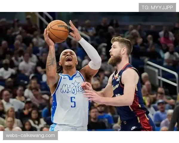 贝恩关键时刻命中三分并罚球锁胜 魔术主场力克骑士